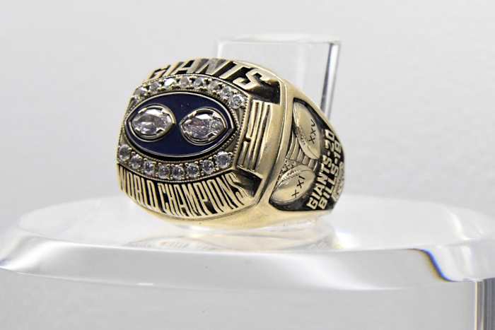 The Super Bowl XXV ring to commemorate the Giants' 20–19 victory over the Bills at Tampa Stadium.